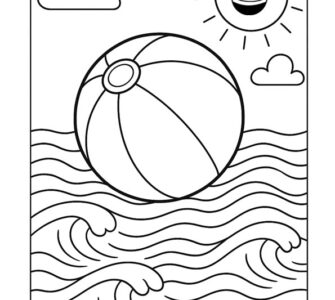 palla da spiaggia su onde